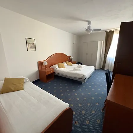 Garnì Hotel Tignale, GTSGroup Esterno foto