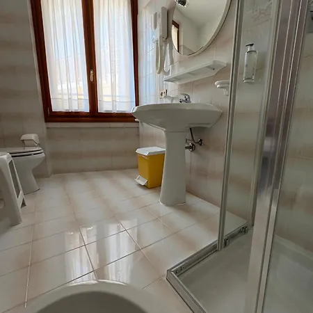 Garnì Hotel Tignale, GTSGroup Esterno foto